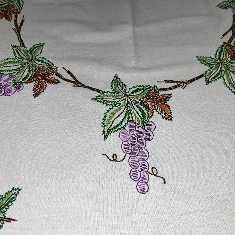 Vintage Cotton Tablecloth Hand Embroidered‎ Grapes Vines 44x50 Cottagecore Wine
